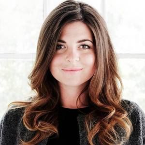 Meet your Posher, Chanel